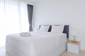 Best Deal Studio Room with Private Jaccuzi at Art Deco Apartment By Travelio